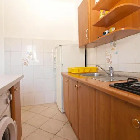 Dragan 1657 Apartment Fazana